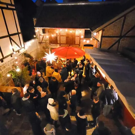 -direkt--kaisereinsde - Traditionelles Lehmbauhaus Parken Gratis * Quedlinburg