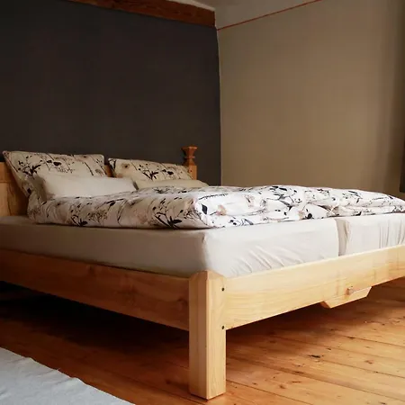 -direkt--kaisereinsde - Traditionelles Lehmbauhaus Parken Gratis * クヴェードリンブルク