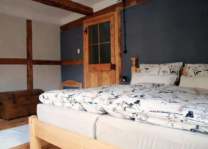 -direkt--kaisereinsde - Traditionelles Lehmbauhaus Parken Gratis